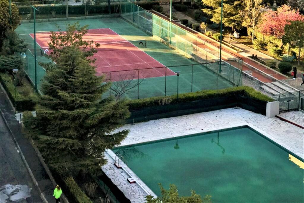 Luxus P4T Family 3 Bedroom With Pool, Tennis Court And Sauna Brindisi Bagian luar foto